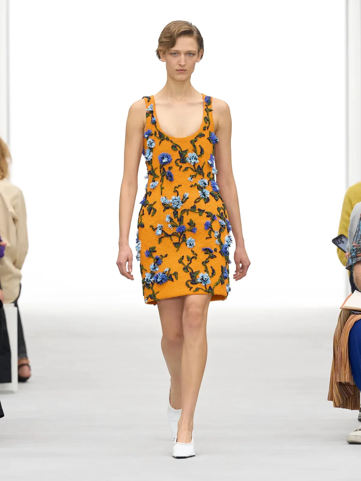 metal-loewe-ss27-61