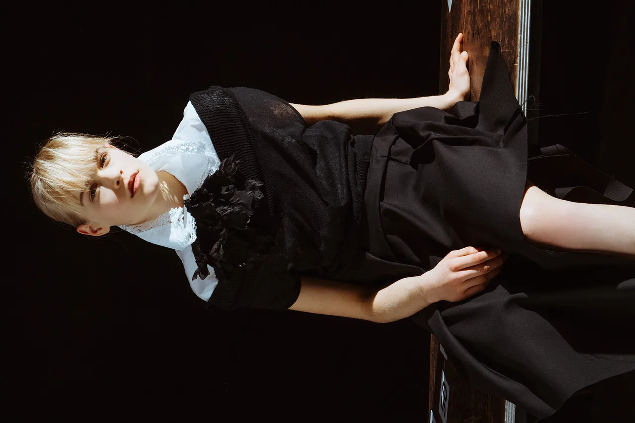 Frederic Bast in Masha Mombelli Metalmagazine 27