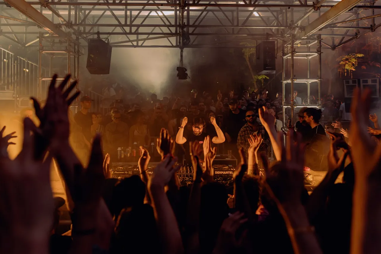metal-dekmantel-07