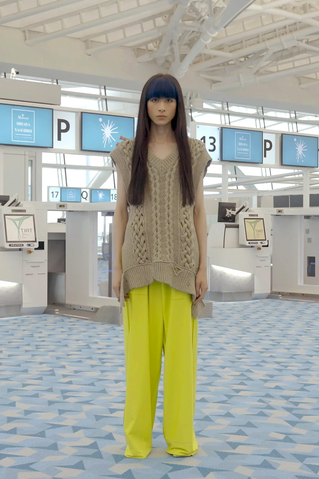 Maison Mihara Yasuhir Metalmagazine 16.jpg