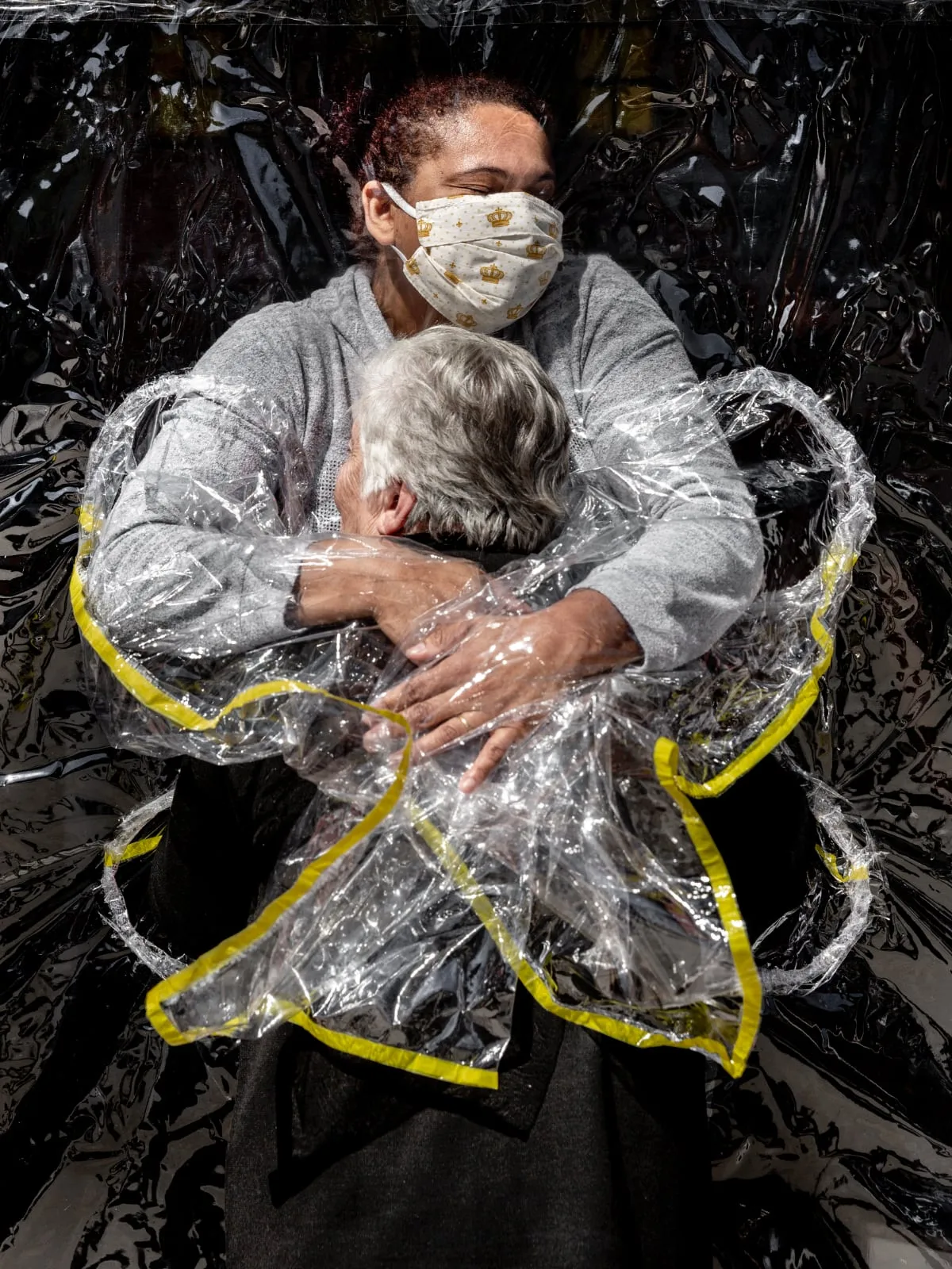 001 World Press Photo of the Year Mads Nissen Politiken Panos Pictures