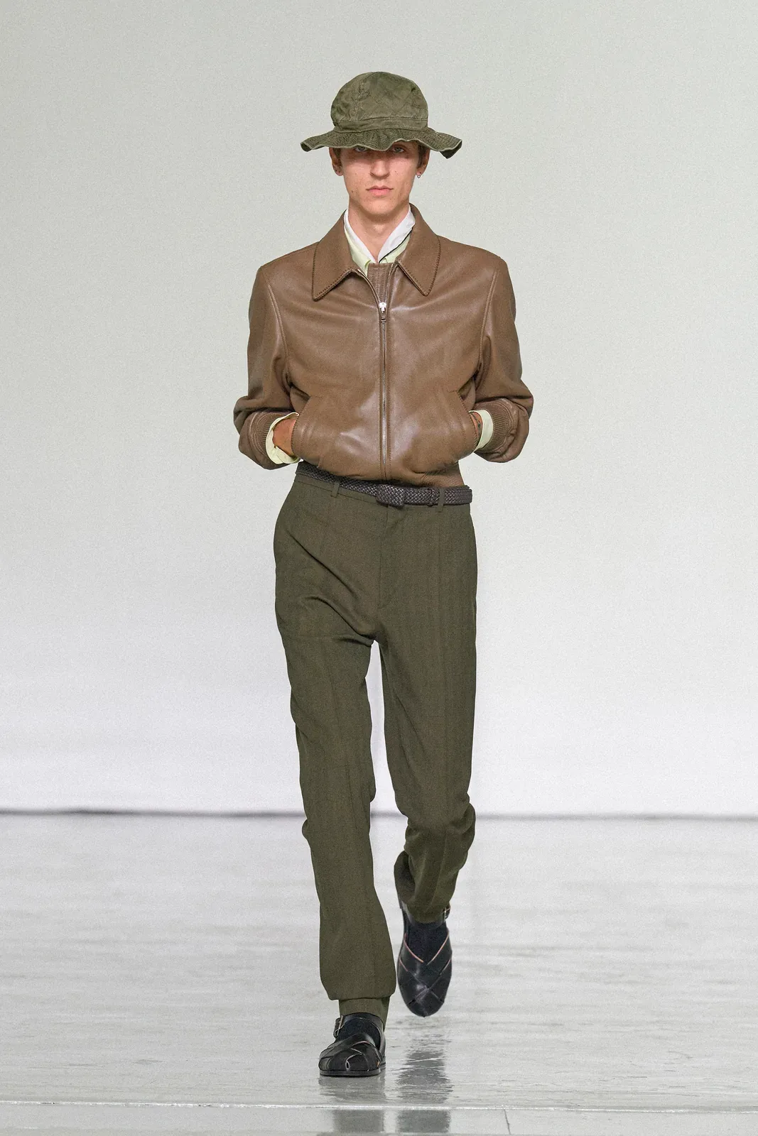 metal-bottega-veneta-ss-2027-15.webp