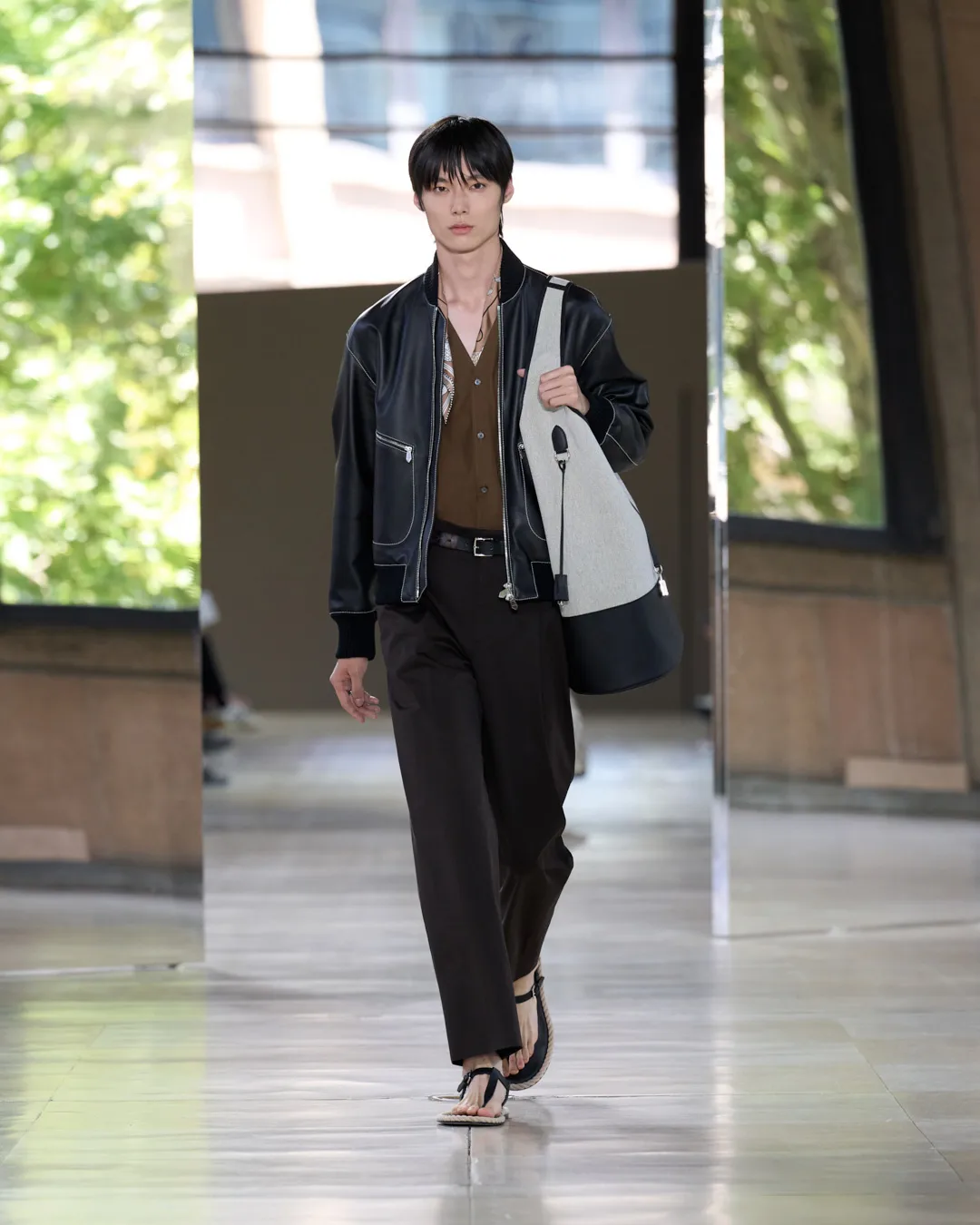 HERMES_MRTW_SHOW_SS26_RUNWAY_3
