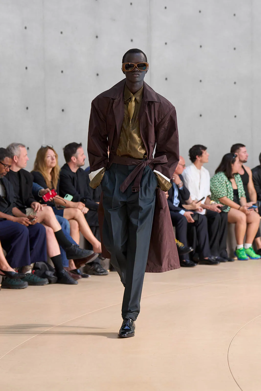 SAINT LAURENT_FASHION_SHOW_MEN_SUMMER26_RUNWAY_6