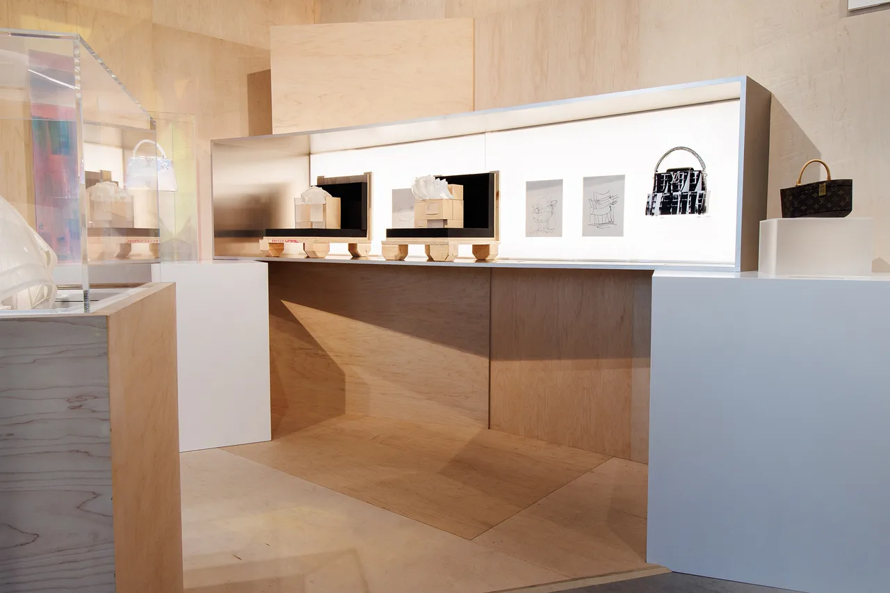 Louis Vuitton X Frank Gehry 2