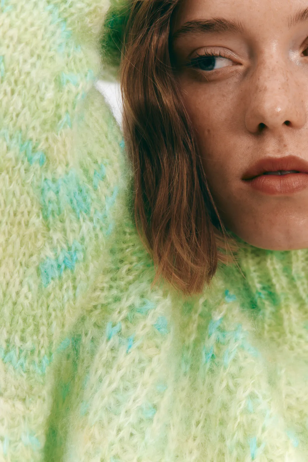 Rafaela-Knitwear_2.jpg