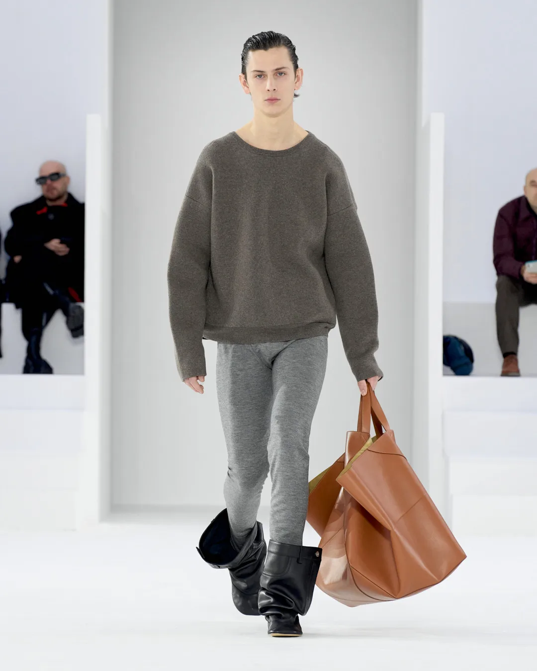 Loewe F W 2023 Metalmagazine 40