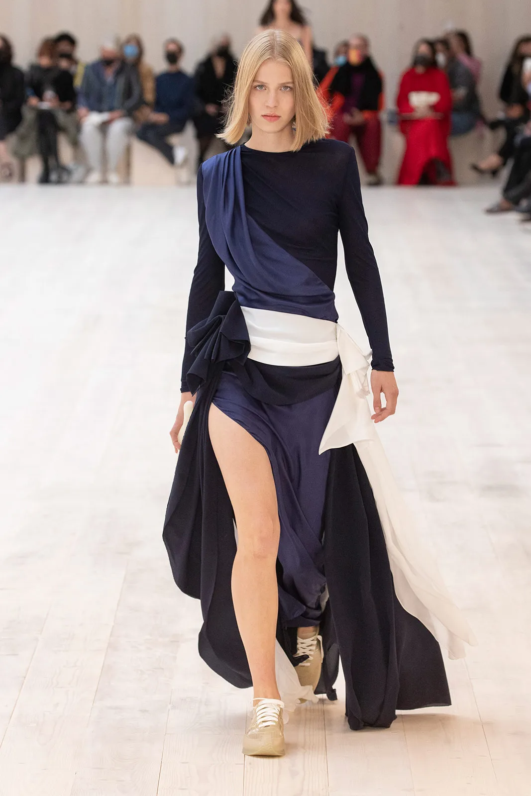 Loewe S S22 Metalmagazine 24