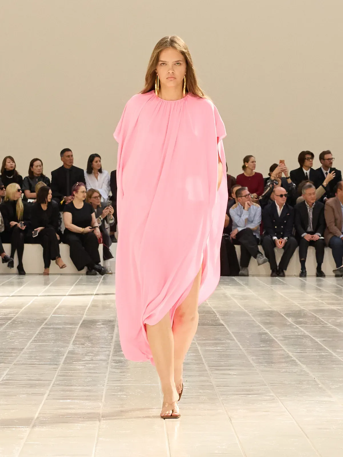 metal-balenciaga-ss27-27