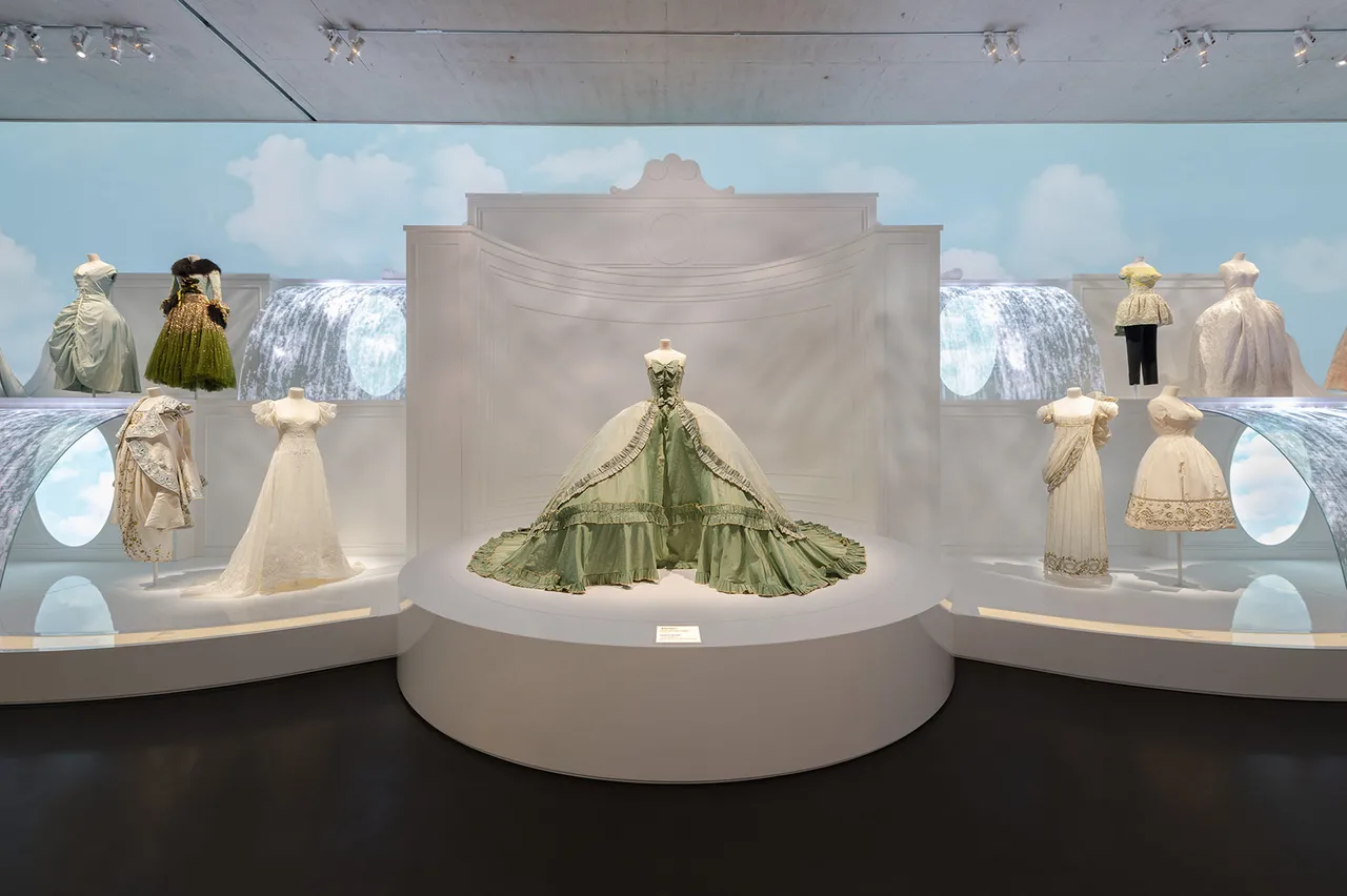 Dior Designers of Dreams Exhibition 2021 Metalmagazine 14