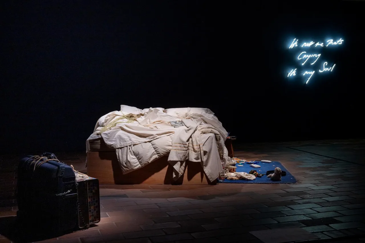 metal-tracey-emin-a-second-life-12