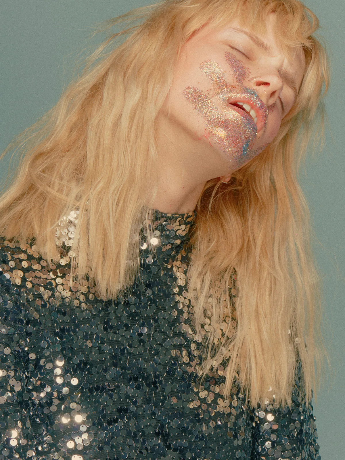 Willand Joan Metalmagazine 14.jpg