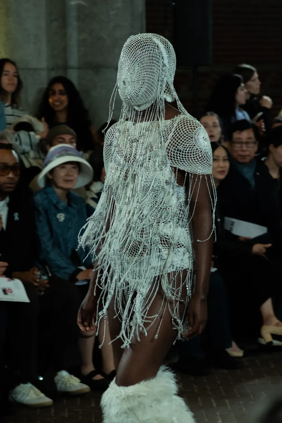 metal-amsterdam-fashion-week-visual-diary-lichting-jinchoe-07