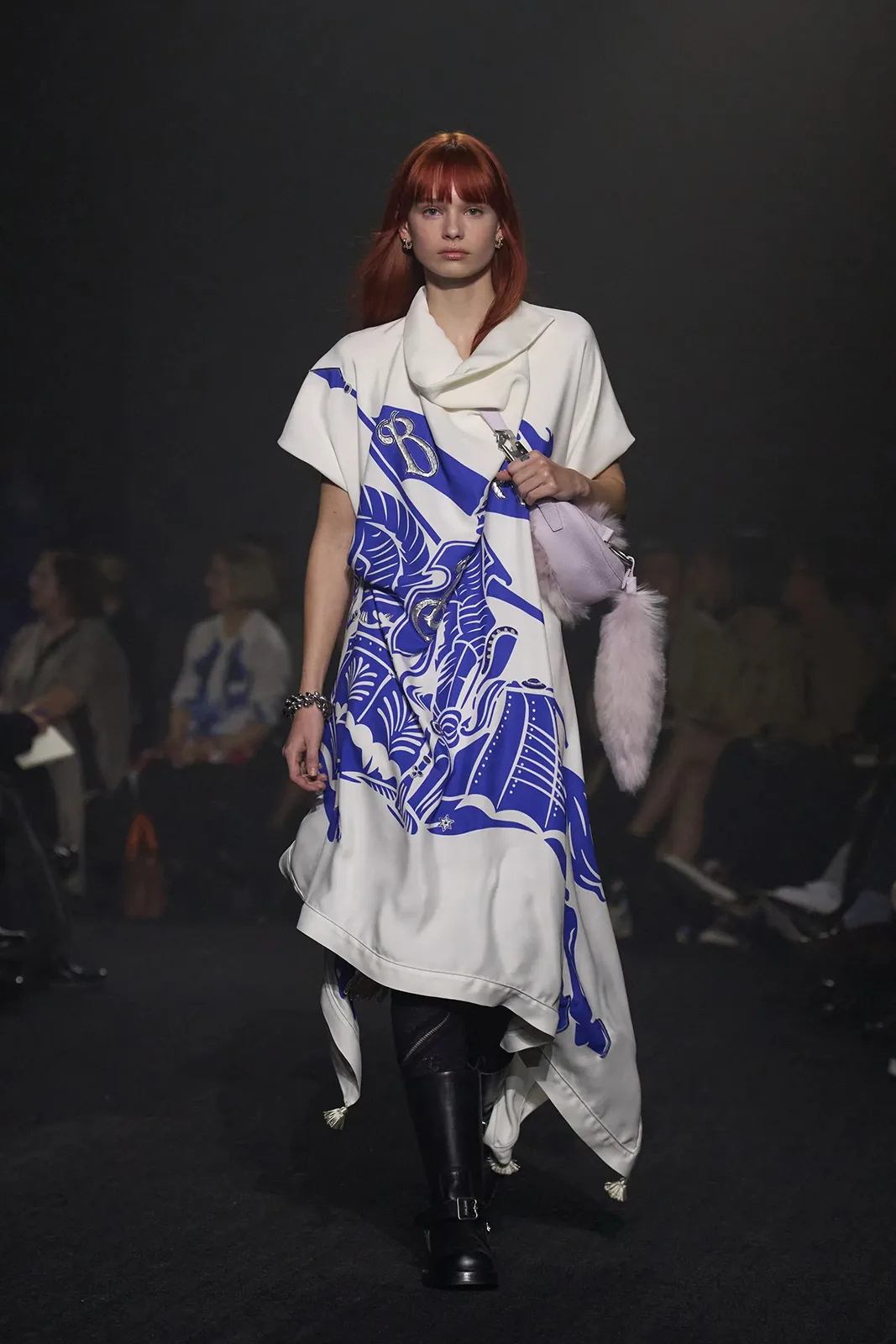 Burberry Fall 2023 Ready to Wear Gorunway 28