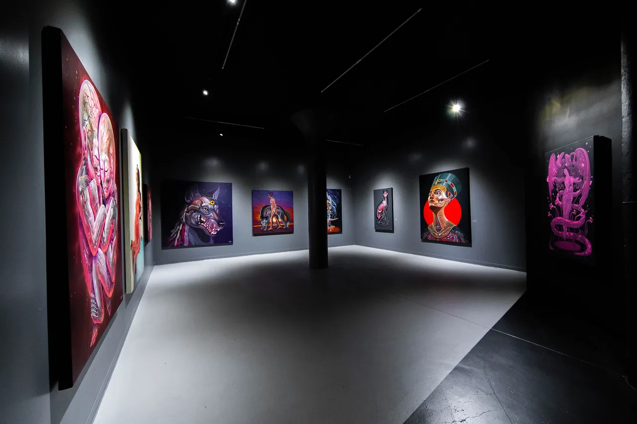 Mirus Gallery Install 3