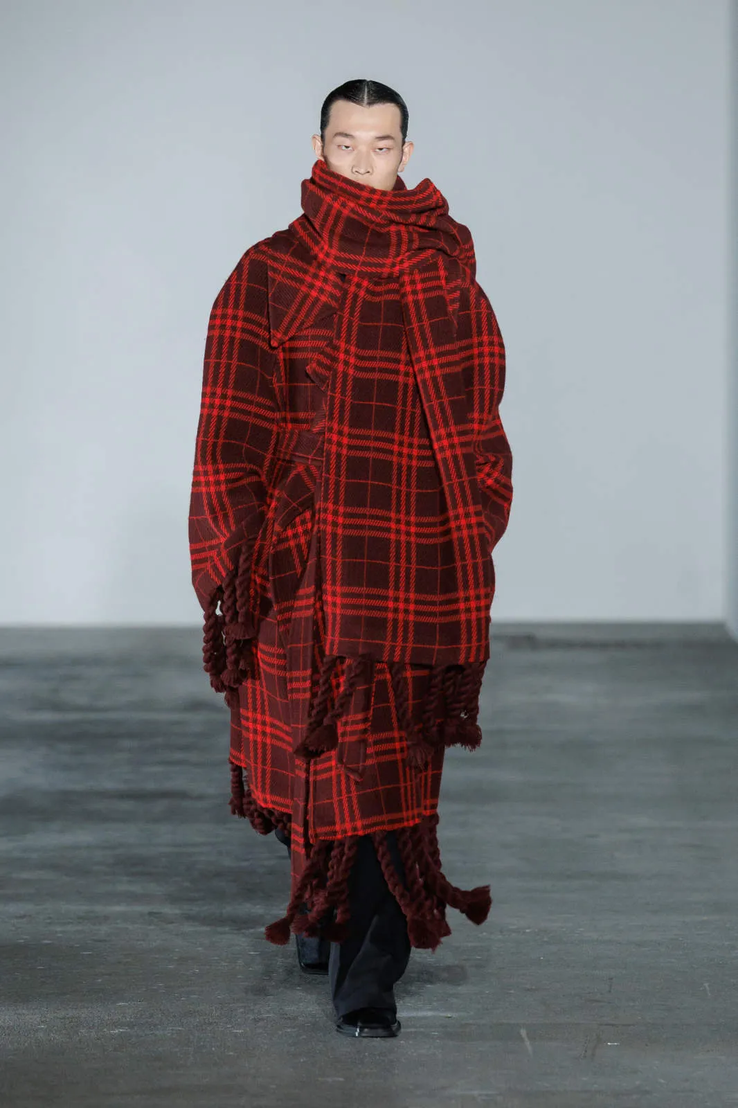 Egonlab_fw26_runway_press_look18