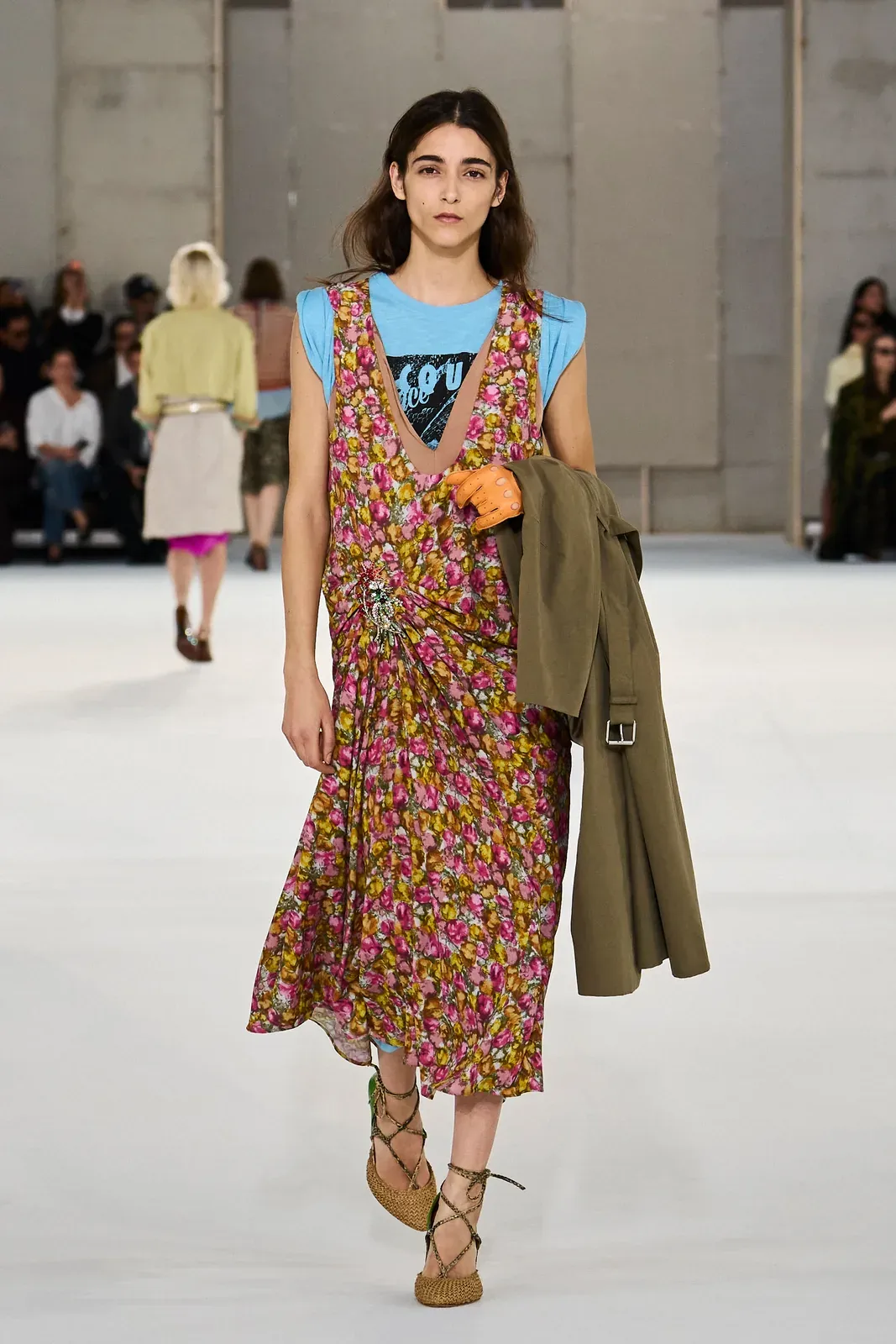 metal-dries-van-noten-ss27-16