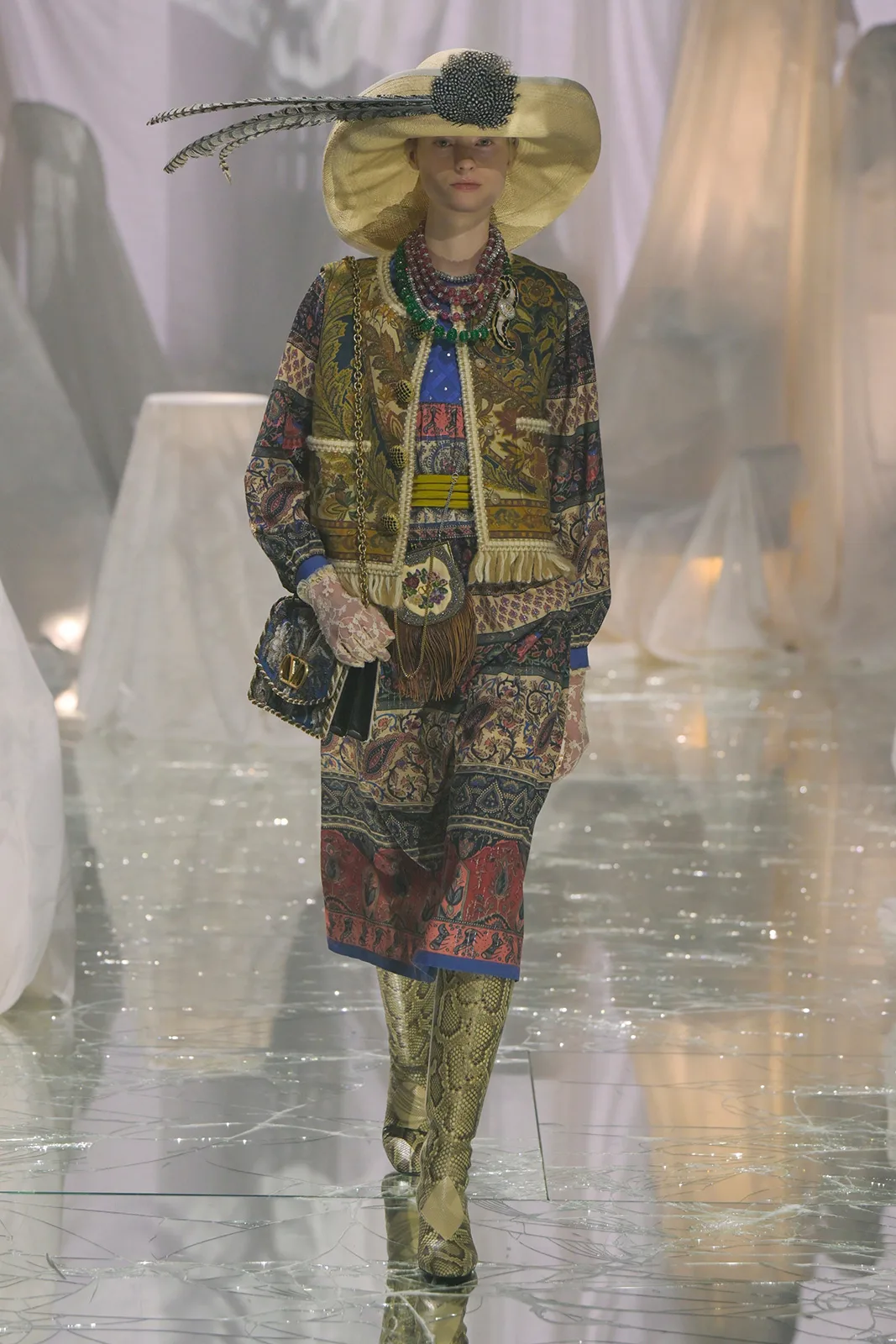 Valentino_s_s_2025_12