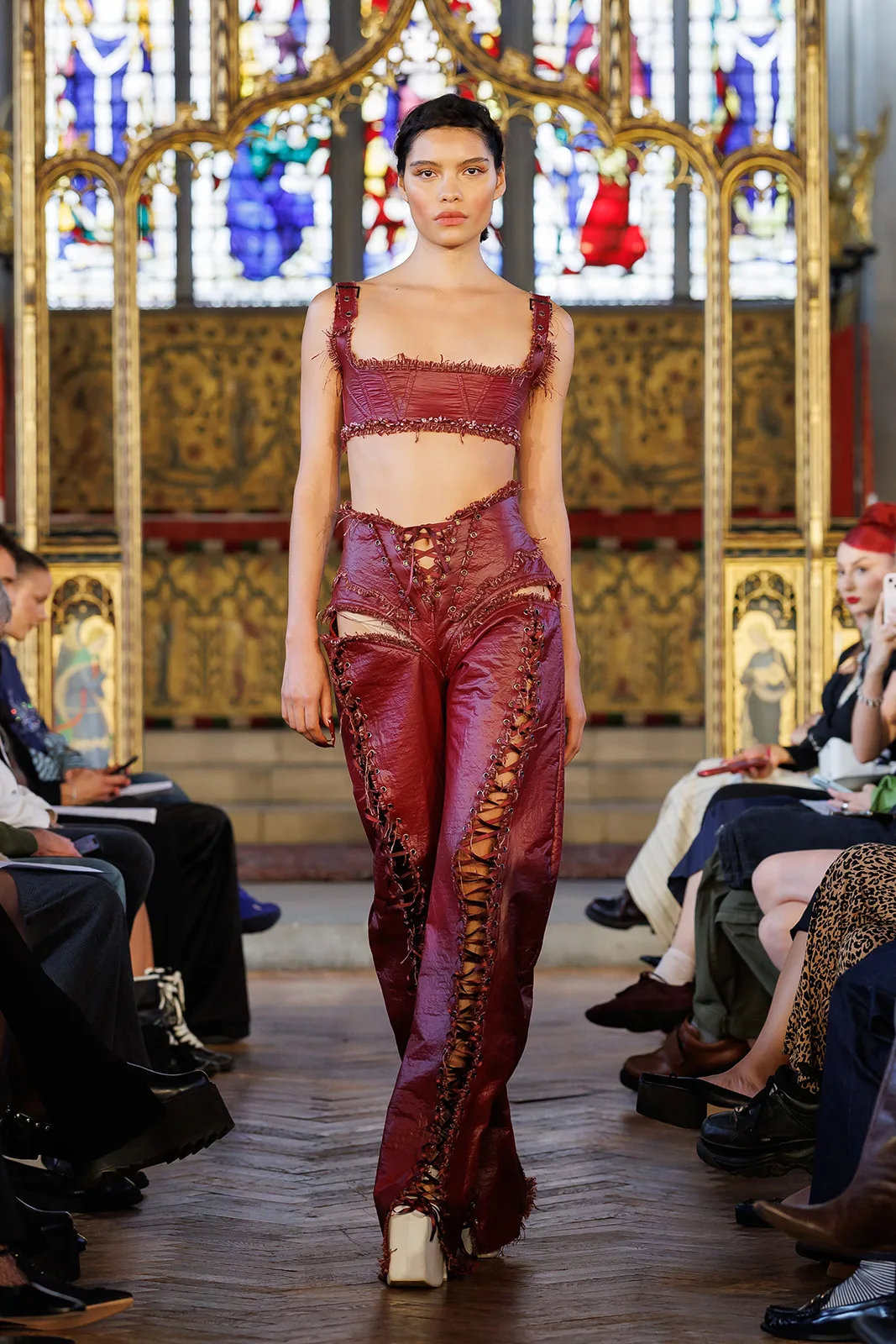 Dreaming-Eli_SS26_Runway_press_look18