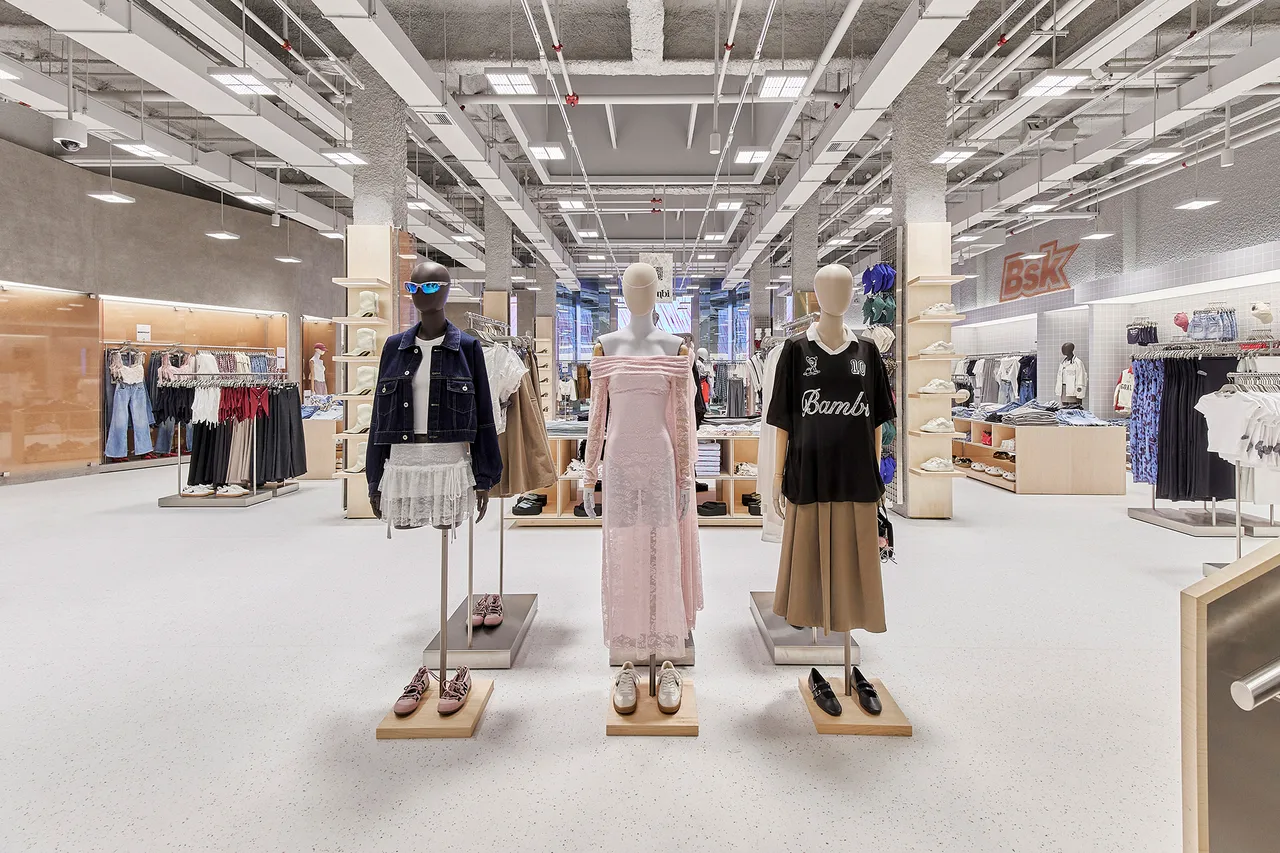 2024_07_31_BERSHKA_bcn_00634