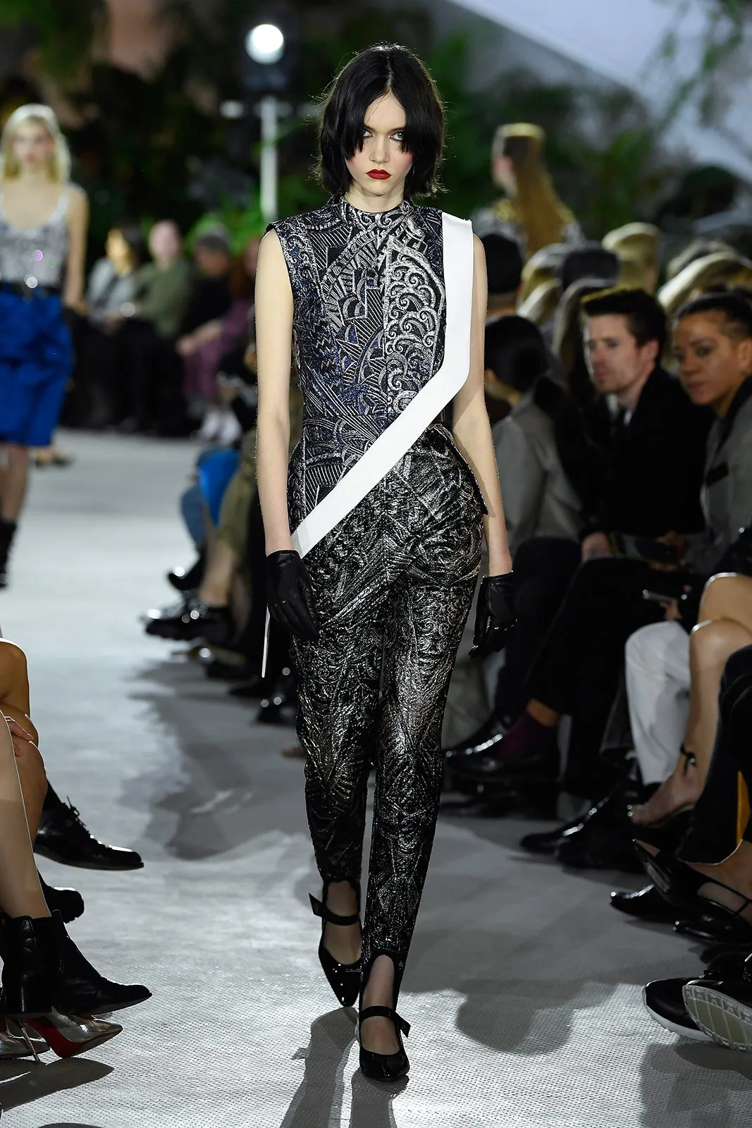 Louis Vuitton Cruise 2020 Metalmagazine 34