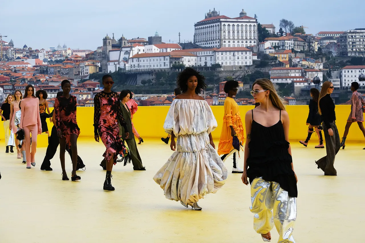 Marques Almeida Portugal Fashion Ss 2021 Metalmagazine 11