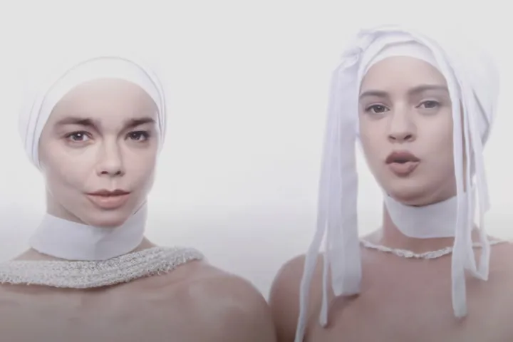 Björk ft. Rosalía
