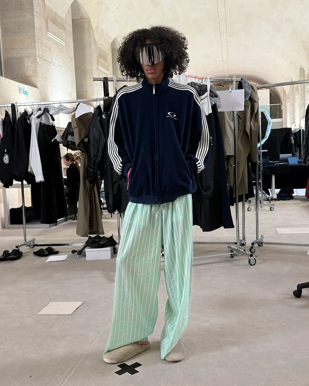BALENCIAGA-FALL-25-LOOK-40_QUEEN.jpg