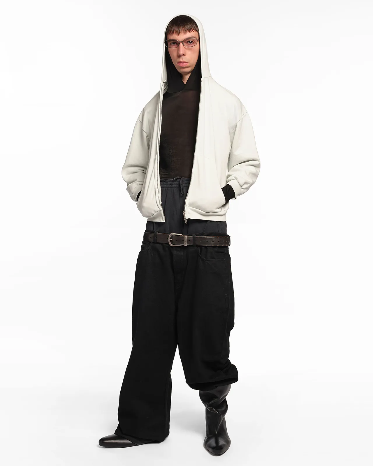 BALENCIAGA-SPRING-26-IMAGE-LOOK-28_BORIS