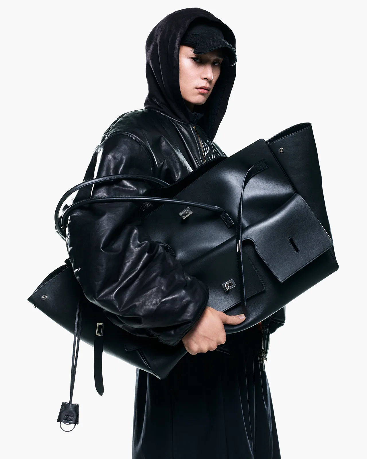 BALENCIAGA-BEL-AIR-CAMPAIGN-JUYEON-IMAGE