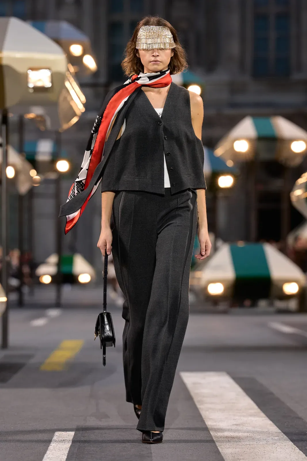 metal-louis-vuitton-ss27-42