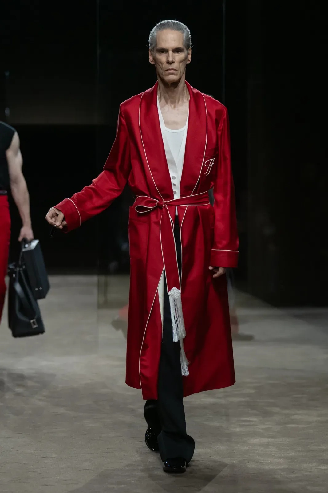 metal-tom-ford-ss27-30