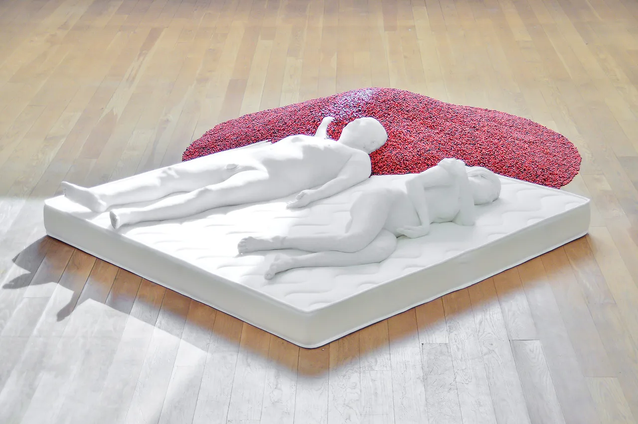 Ai Weiwei Metalmagazine 14