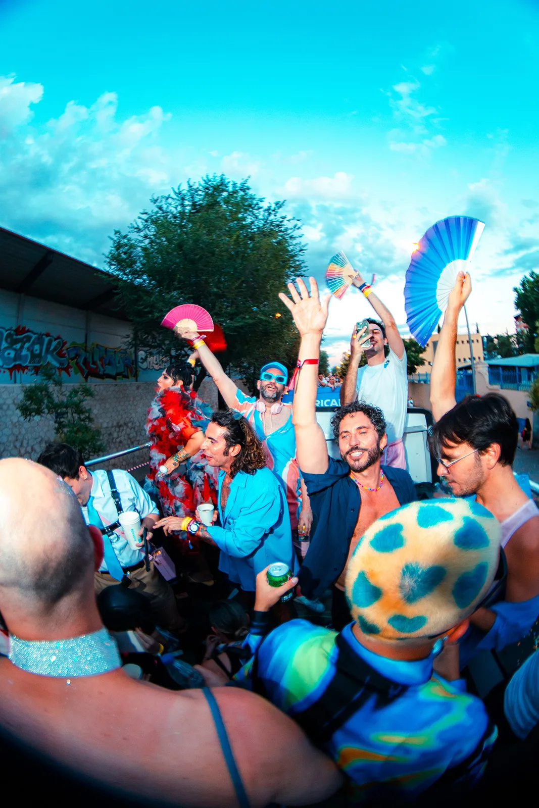 Pride Tsh 15