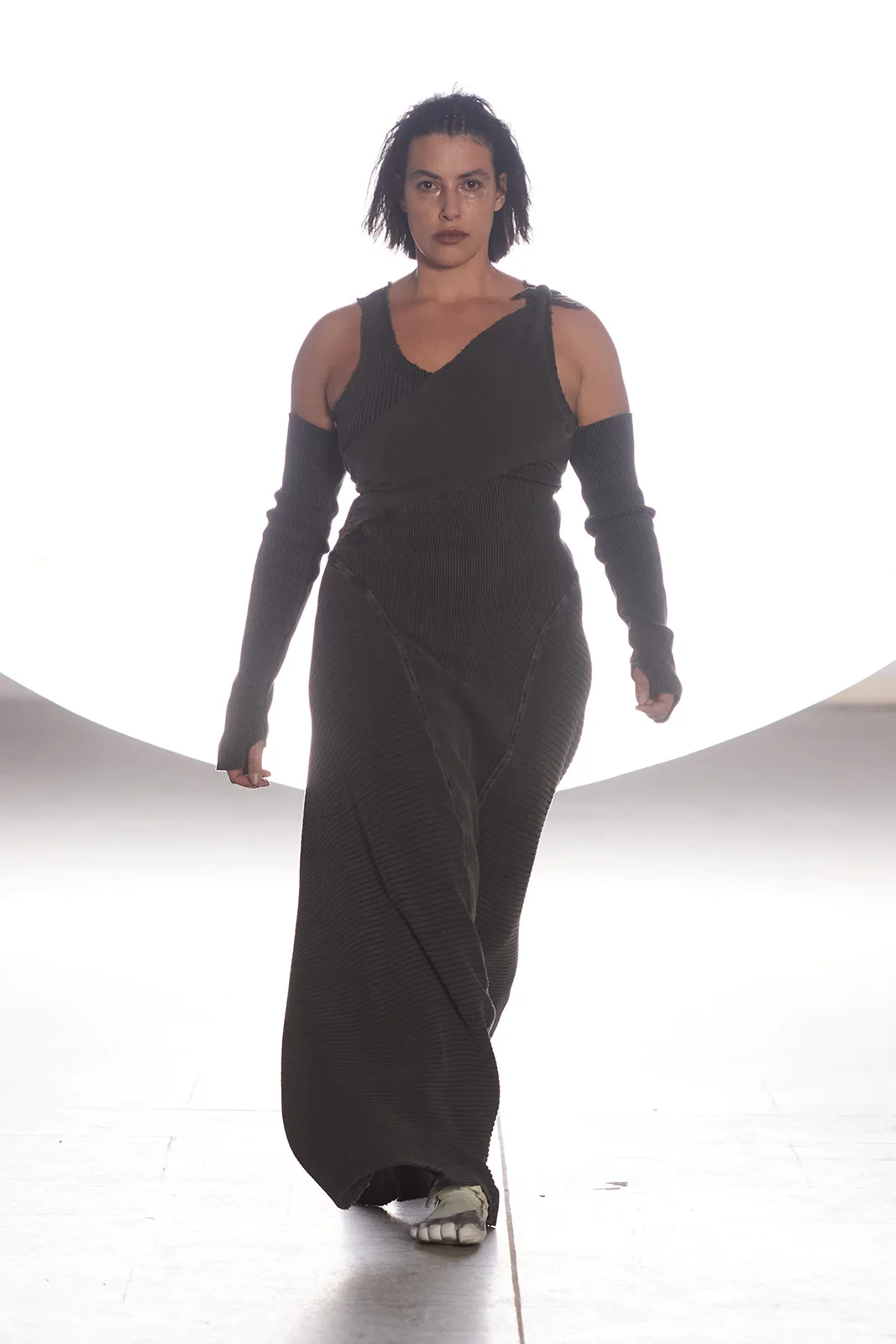 LUEDER_AW24_Look006_by_James-Cochrane_for_BFW