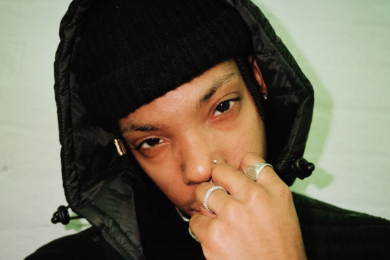 28 Marie Tomanova Jiggy