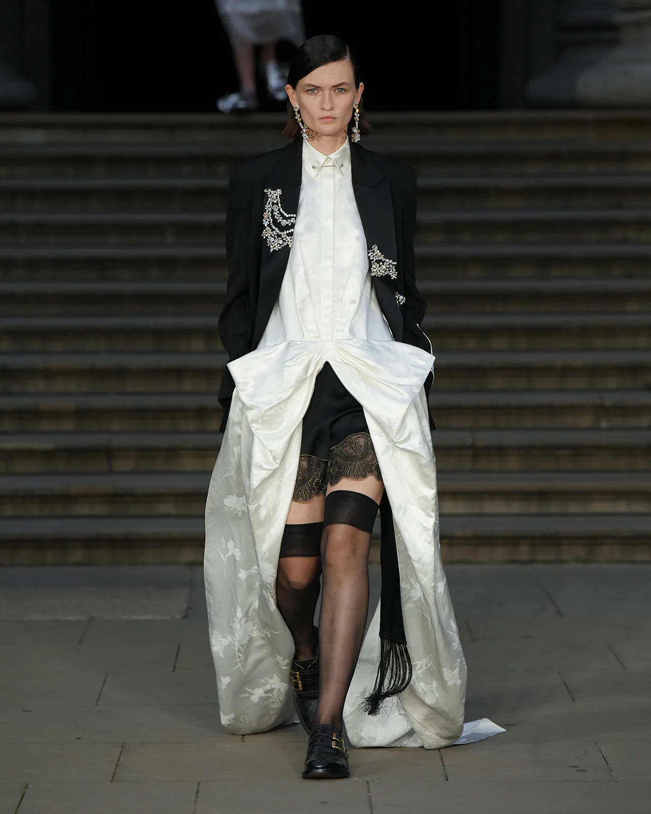 ERDEM-Spring-Summer-2025---Photographed-by-Jason-Lloyd-Evans---Look-45