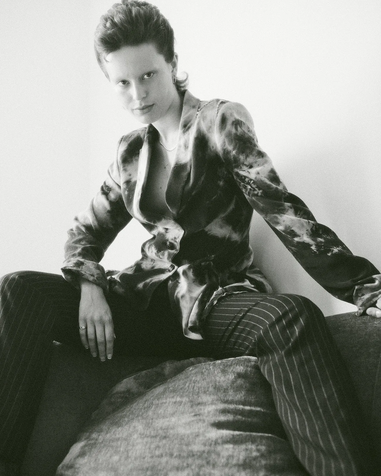 Chloe Baines Metalmagazine 14