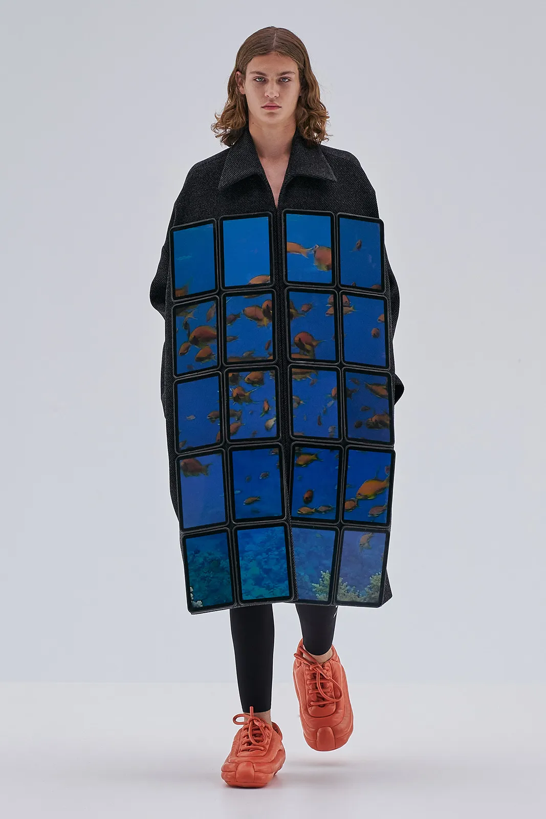 Loewe S S23 Mens Show Runway Look 21 Front Rgb Cropped 2x3 21