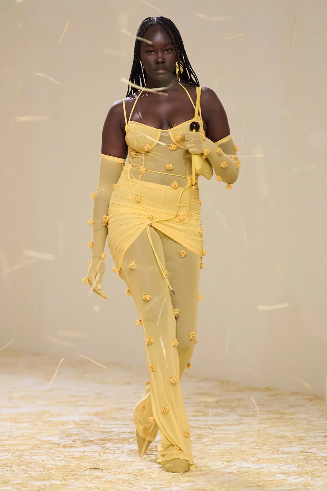 00009 Jacquemus Spring 2023 Ready to Wear Credit Gorunway