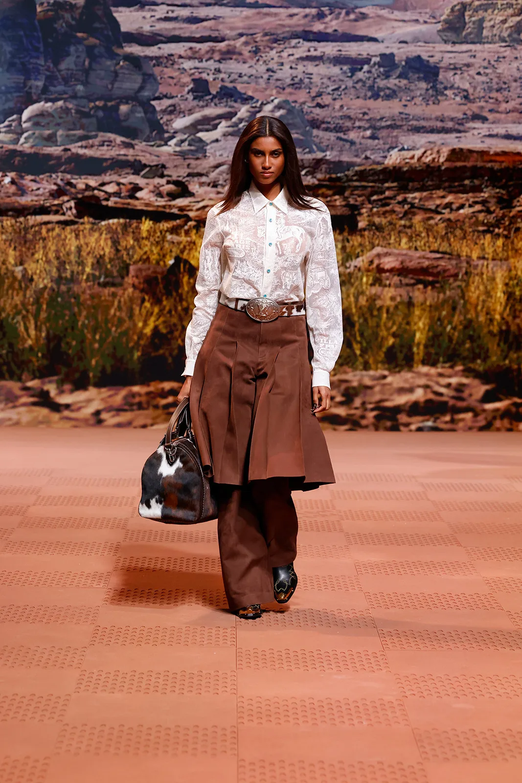 LOUIS_VUITTON_MENS_FALL_WINTER_2024_12