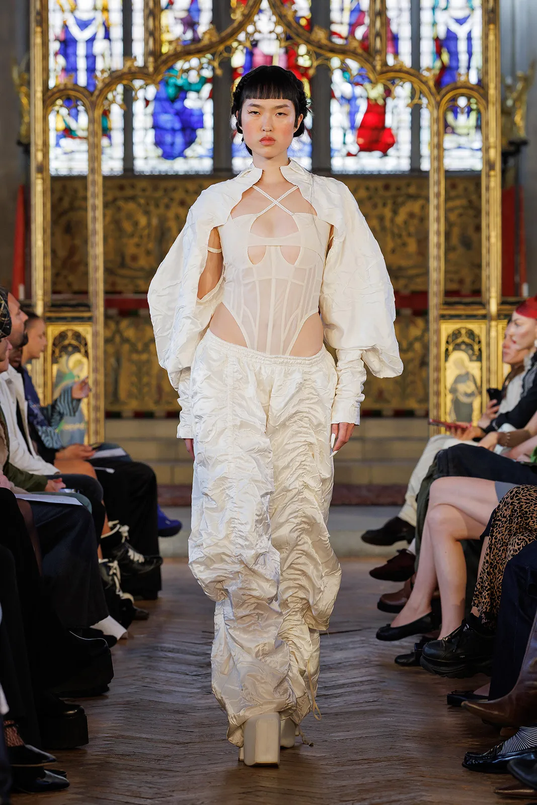 Dreaming-Eli_SS26_Runway_press_look11