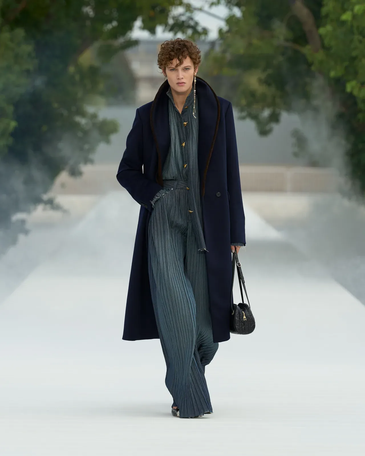 metal-dior-ss27-22.webp