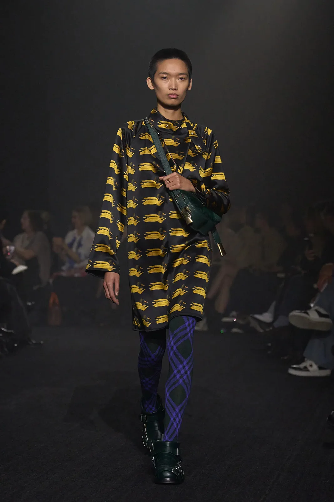 Burberry Fall 2023 Ready to Wear Gorunway 32