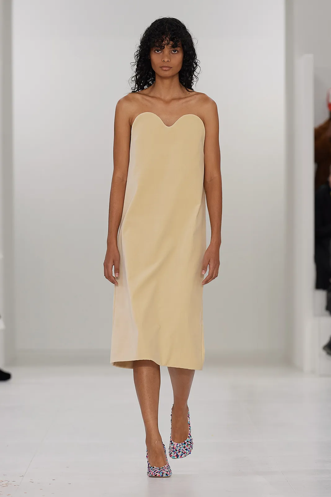 Loewe F W23 Ww Show Runway Look 44