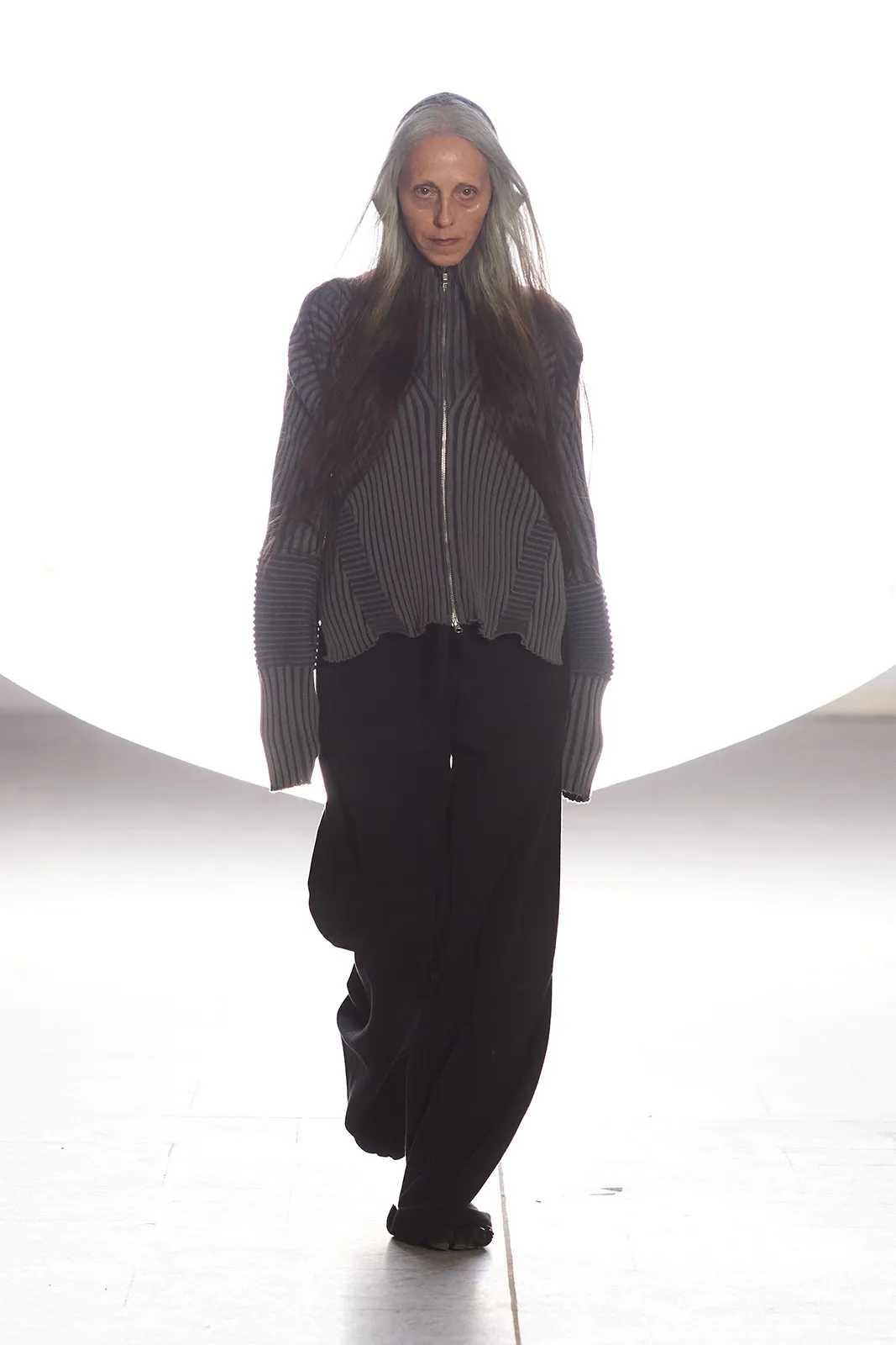 LUEDER_AW24_Look004_by_James-Cochrane_for_BFW