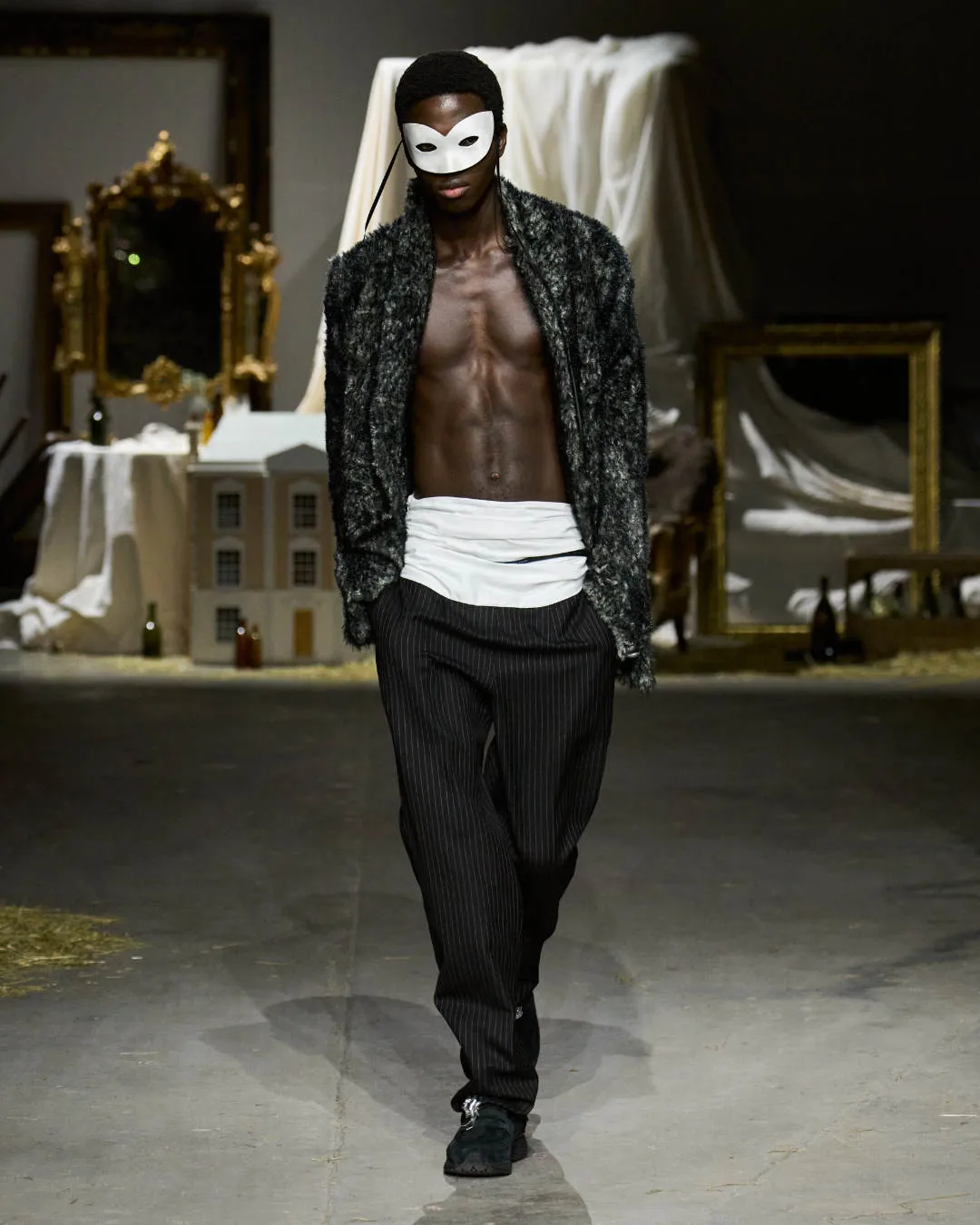 Oscar Oyuang F26 Look 18