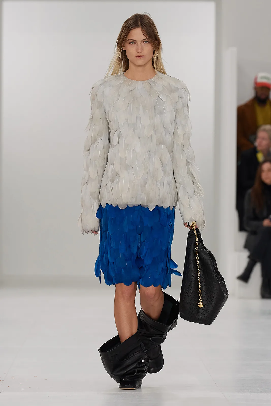 Loewe F W23 Ww Show Runway Look 10
