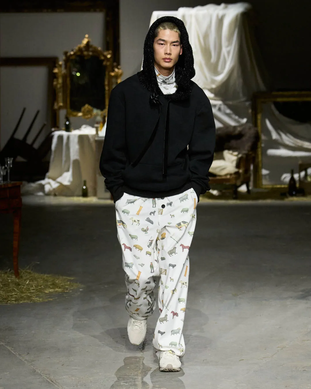 Oscar Oyuang F26 Look 19