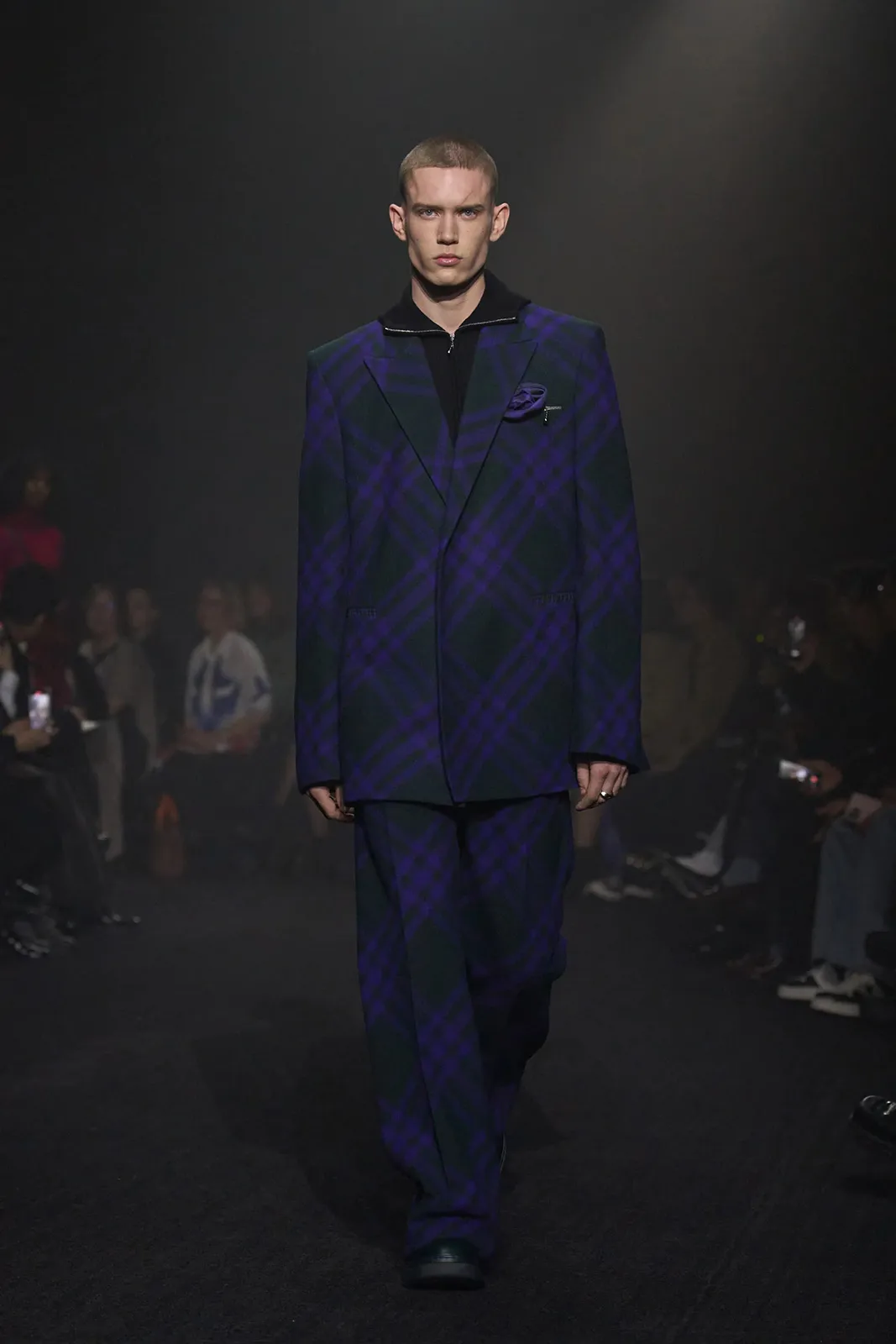 Burberry Fall 2023 Ready to Wear Gorunway 8